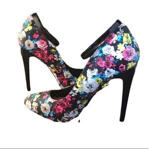 Shoe Dazzle Shoes Woman’s Size 9.5